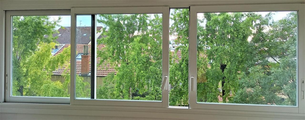 Magnifique Cocon - Metro A Republique - 2 Belles Chambres Avec Dressings - Wifi Gratuit - Netflix - Au Calme Absolu - Lumineux - Jardin Arbore Partage Dans La Residence Villeurbanne Eksteriør bilde